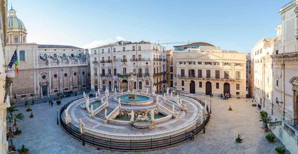 Lo splendore del centro storico più grande d'europa